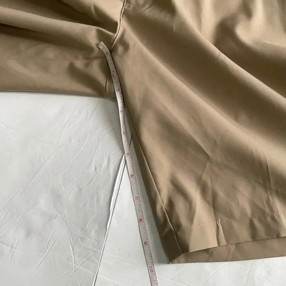 PGA Tour flat front golf shorts, tan. 10” inseam. Size 34 - Picture 7 of 9